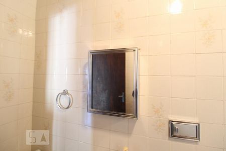 Casa à venda com 165m², 3 quartos e 3 vagasBanheiro social superior