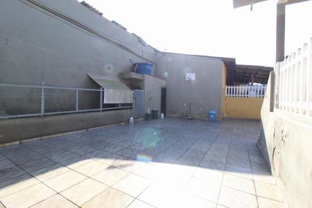 Casa à venda com 165m², 3 quartos e 3 vagasQuintal