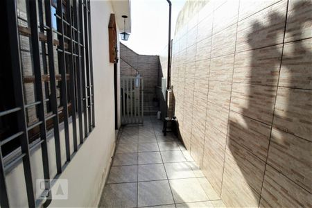 Casa à venda com 165m², 3 quartos e 3 vagasHall entrada casa inferior