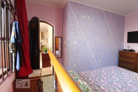 Casa à venda com 165m², 3 quartos e 3 vagasSuíte 1