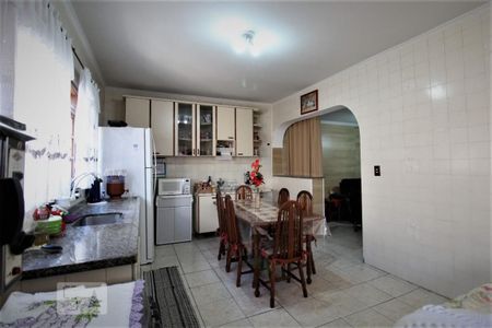 Casa à venda com 165m², 3 quartos e 3 vagasCozinha