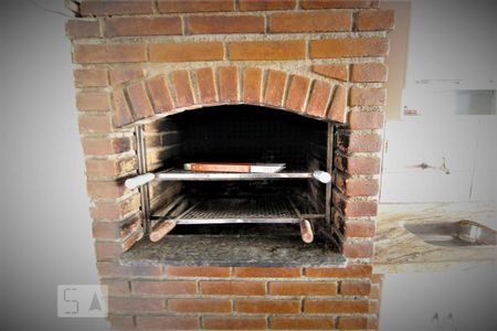 Casa à venda com 165m², 3 quartos e 3 vagasChurrasqueira