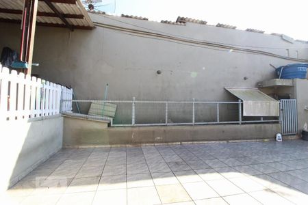 Casa à venda com 165m², 3 quartos e 3 vagasQuintal
