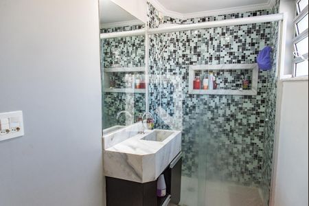 Apartamento à venda com 91m², 2 quartos e 1 vaga Apartamento à venda com 91m², 2 quartos e 1 vagaBanheiro