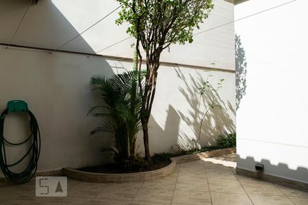 Casa à venda com 115m², 2 quartos e 2 vagas Casa à venda com 115m², 2 quartos e 2 vagasQUINTAL FUNDOS