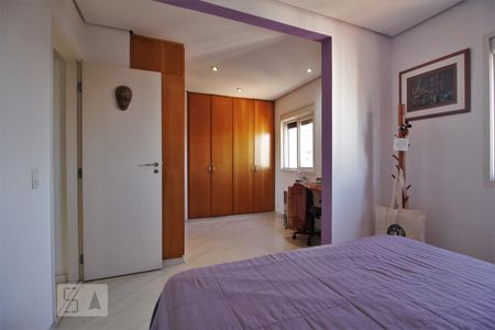 Apartamento à venda com 120m², 2 quartos e 2 vagasSuíte