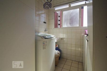 Apartamento à venda com 120m², 2 quartos e 2 vagasÁrea de Serviço