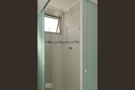 Banheiro de apartamento para alugar com 2 quartos, 55m² em Bosque da Saúde, São Paulo