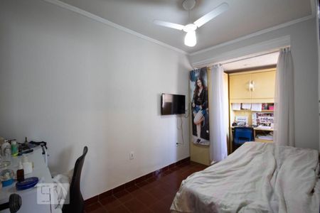 Casa à venda com 303m², 7 quartos e 4 vagas Casa à venda com 303m², 7 quartos e 4 vagasQuarto 2 (Casa Principal)