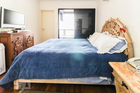Suíte  de apartamento para alugar com 3 quartos, 120m² em Moema, São Paulo