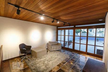 Apartamento à venda com 554m², 6 quartos e 5 vagas Apartamento à venda com 554m², 6 quartos e 5 vagasSalão de Festas