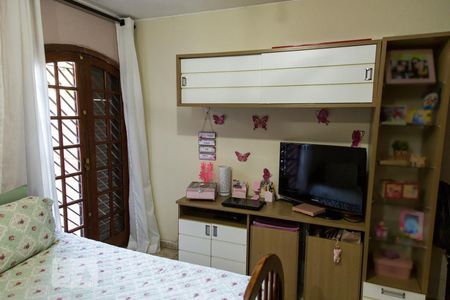 Casa à venda com 203m², 3 quartos e 2 vagasQuarto 3