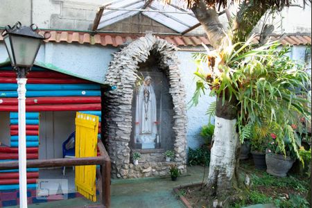 Casa à venda com 600m², 3 quartos e 3 vagasGruta