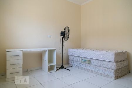 Casa à venda com 284m², 4 quartos e 4 vagas Casa à venda com 284m², 4 quartos e 4 vagasDormitório 2