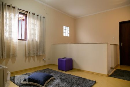 Casa à venda com 284m², 4 quartos e 4 vagas Casa à venda com 284m², 4 quartos e 4 vagasSala tv