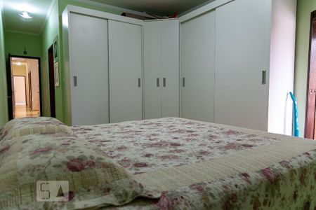 Casa à venda com 284m², 4 quartos e 4 vagas Casa à venda com 284m², 4 quartos e 4 vagasSuíte 1