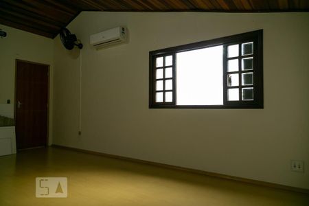 Casa à venda com 284m², 4 quartos e 4 vagas Casa à venda com 284m², 4 quartos e 4 vagasSala 2 - 3º piso