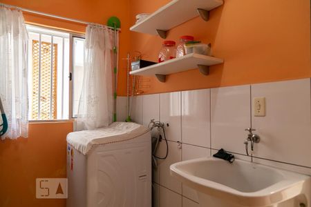 Casa à venda com 284m², 4 quartos e 4 vagas Casa à venda com 284m², 4 quartos e 4 vagasÁrea de serviço