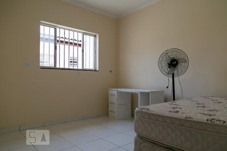 Casa à venda com 284m², 4 quartos e 4 vagas Casa à venda com 284m², 4 quartos e 4 vagasDormitório 2