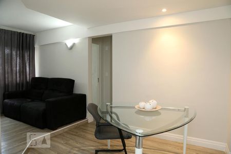 Sala de apartamento à venda com 2 quartos, 53m² em Jardim Parque Morumbi, São Paulo
