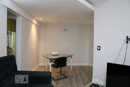 Sala de apartamento à venda com 2 quartos, 53m² em Jardim Parque Morumbi, São Paulo