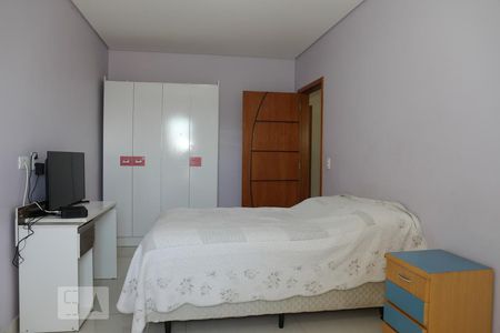 Casa à venda com 282m², 3 quartos e 6 vagasQuarto 3