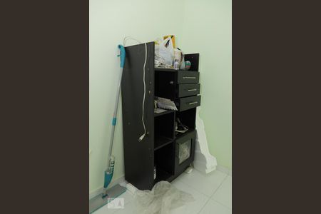 Casa à venda com 282m², 3 quartos e 6 vagasQuarto de depósito