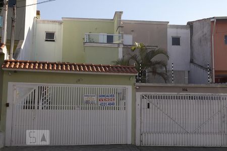 Casa à venda com 282m², 3 quartos e 6 vagasFachada