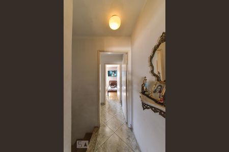 Casa à venda com 156m², 3 quartos e 1 vaga Casa à venda com 156m², 3 quartos e 1 vagaCorredor