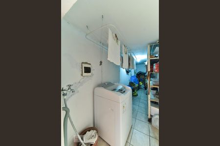 Casa à venda com 156m², 3 quartos e 1 vaga Casa à venda com 156m², 3 quartos e 1 vagaLavanderia