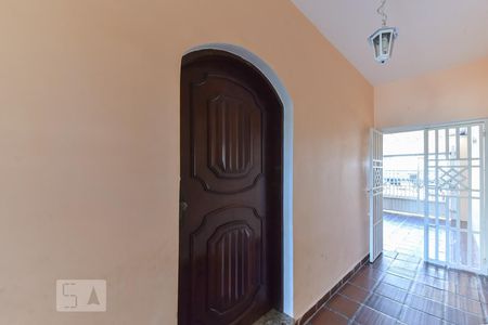 Casa à venda com 156m², 3 quartos e 1 vaga Casa à venda com 156m², 3 quartos e 1 vagaCorredor