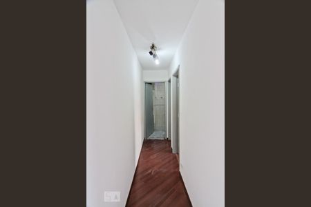 Corredor de apartamento para alugar com 2 quartos, 60m² em Santana, São Paulo