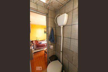 Casa à venda com 150m², 5 quartos e 3 vagas Casa à venda com 150m², 5 quartos e 3 vagasBanheiro da Suíte