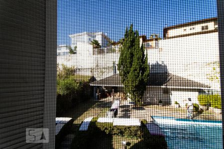 Casa de condomínio à venda com 540m², 5 quartos e 4 vagas Casa de condomínio à venda com 540m², 5 quartos e 4 vagasVista da Suíte 2