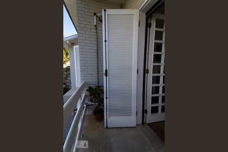 Casa de condomínio à venda com 540m², 5 quartos e 4 vagas Casa de condomínio à venda com 540m², 5 quartos e 4 vagasSacada da Suíte 3