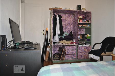 Casa à venda com 306m², 7 quartos e 5 vagasBanheiro do Quarto 1