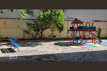 Apartamento à venda com 103m², 3 quartos e 1 vaga Apartamento à venda com 103m², 3 quartos e 1 vagaÁrea Comum - Playground