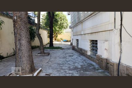 Apartamento à venda com 103m², 3 quartos e 1 vaga Apartamento à venda com 103m², 3 quartos e 1 vagaÁrea Comum