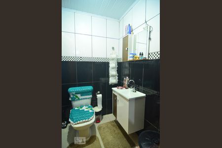 Casa à venda com 80m², 3 quartos e 3 vagasBanheiro