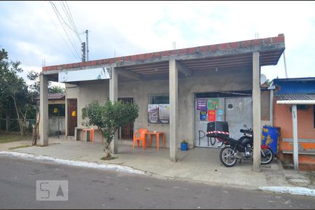 Casa à venda com 80m², 3 quartos e 3 vagasFachada