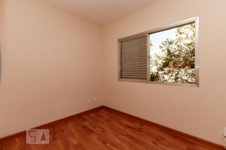 Casa à venda com 230m², 6 quartos e 2 vagasQuarto 2