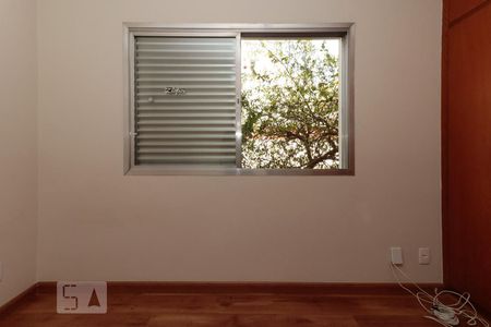 Casa à venda com 230m², 6 quartos e 2 vagasQuarto 2