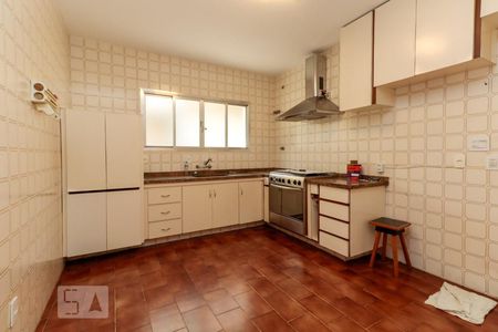 Casa à venda com 230m², 6 quartos e 2 vagasCozinha
