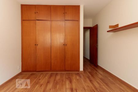 Casa à venda com 230m², 6 quartos e 2 vagasQuarto 3