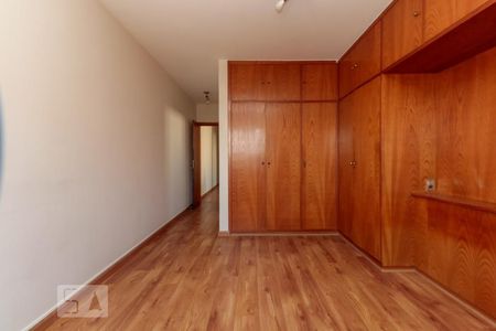 Casa à venda com 230m², 6 quartos e 2 vagasSuíte