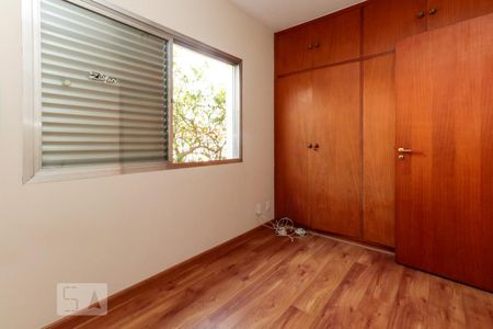 Casa à venda com 230m², 6 quartos e 2 vagasQuarto 2