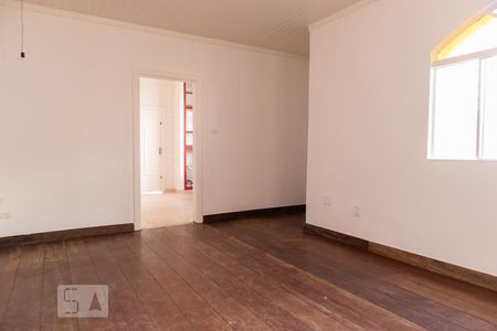 Sala de casa para alugar com 2 quartos, 160m² em Vila Albertina, São Paulo