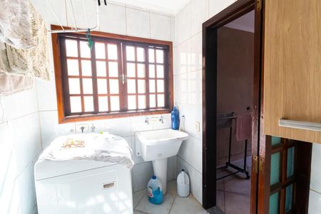 Casa à venda com 250m², 3 quartos e 4 vagasÁrea de Serviço