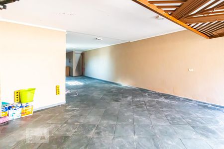 Casa à venda com 250m², 3 quartos e 4 vagasGaragem