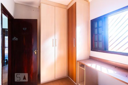 Casa à venda com 250m², 3 quartos e 4 vagasSuíte